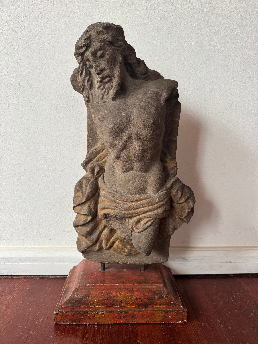 Fragment Of A Stone Christ With Traces Of Polychromy - Central Italy, 17th Century