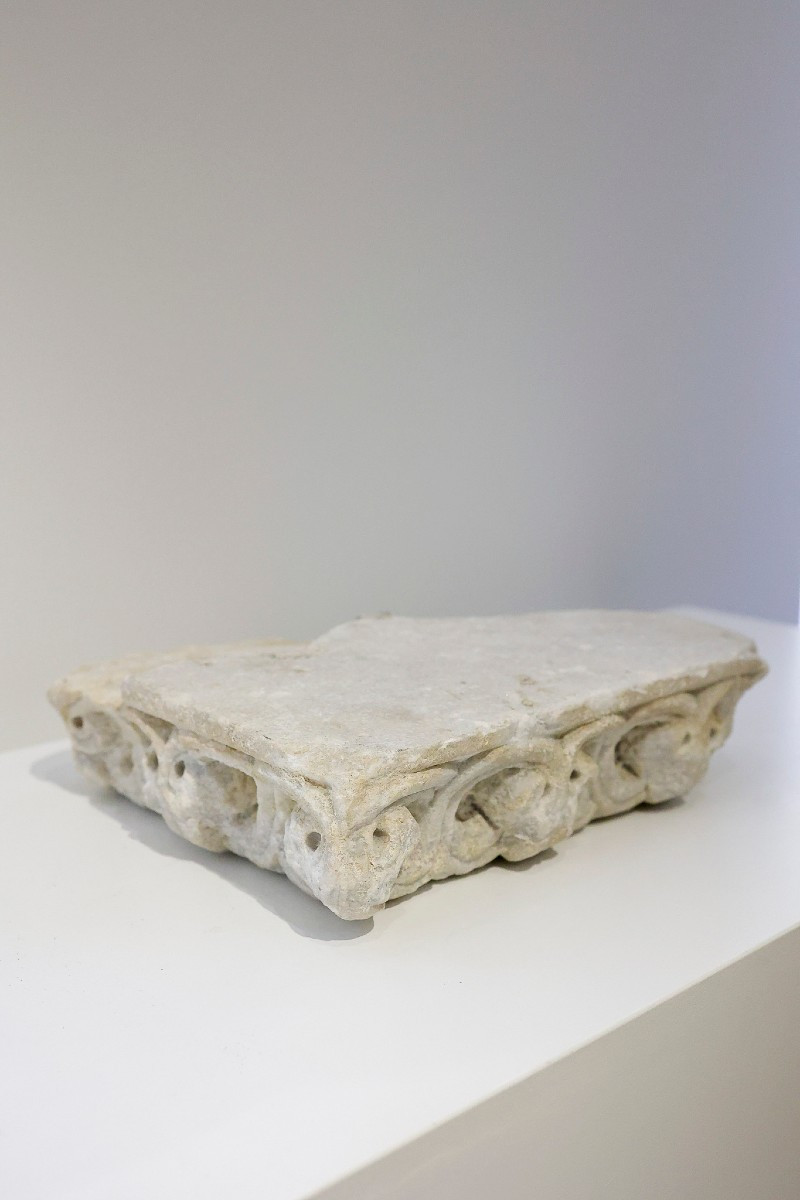 Fragment Of A Romanesque Marble Cornice - 13th Century-photo-2