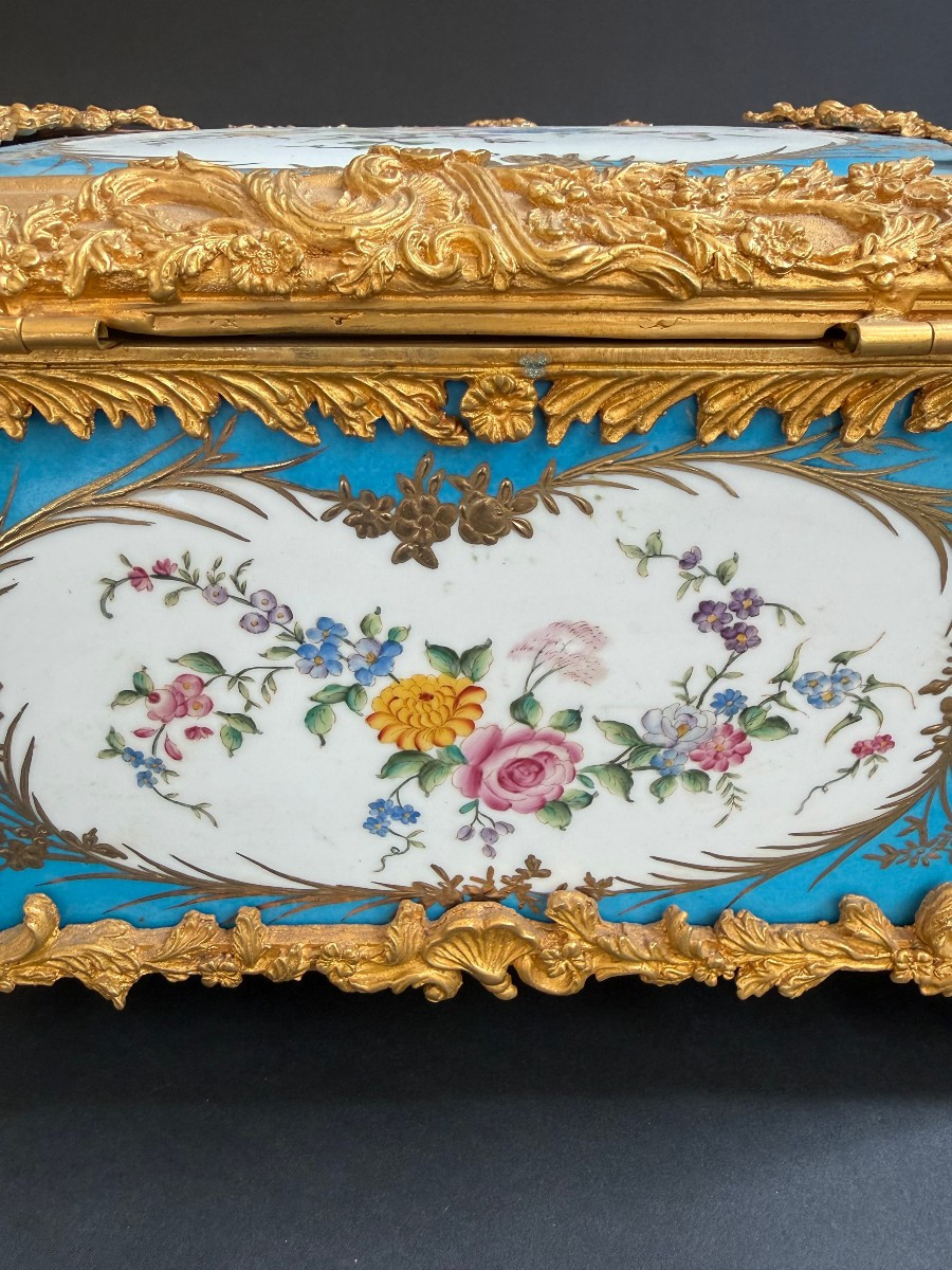 Coffret en porcelaine et bronze doré - France, XIXe siècle-photo-4