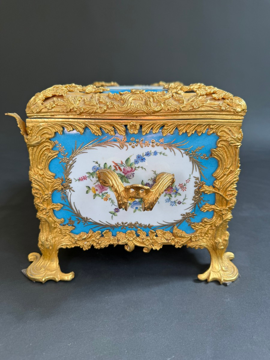 Coffret en porcelaine et bronze doré - France, XIXe siècle-photo-6