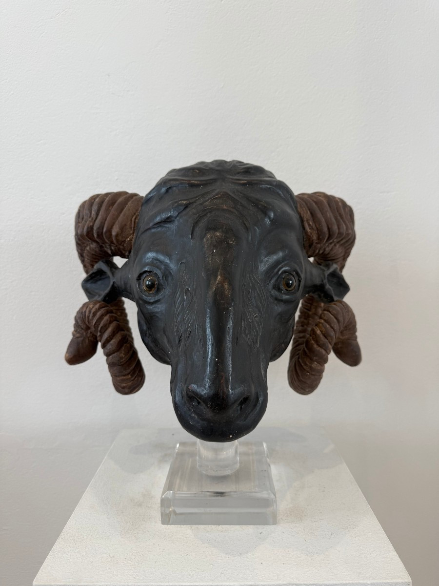 Tête de bélier en bois - Europe du Nord, XIXe siècle-photo-1