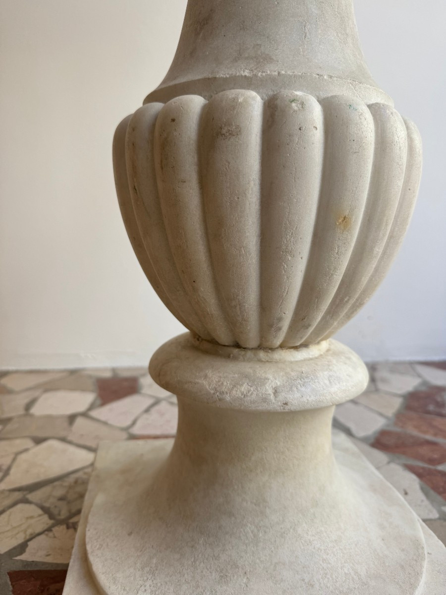 Bénitier en marbre Statuaire de Carrare - XVIIe siècle, Toscane-photo-5