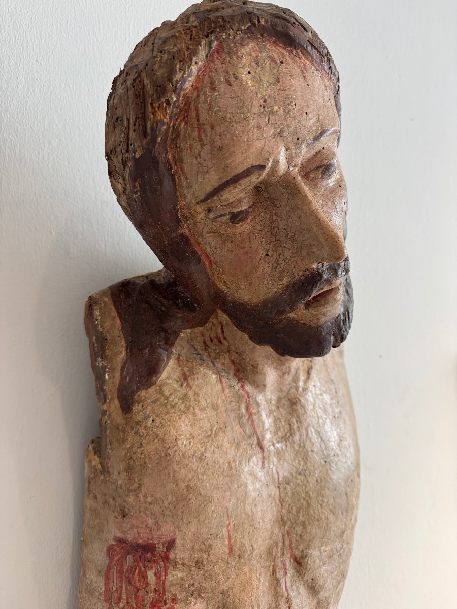 Sculpture en bois polychrome représentant le Christ - début du XIVe siècle. Toscane-photo-1