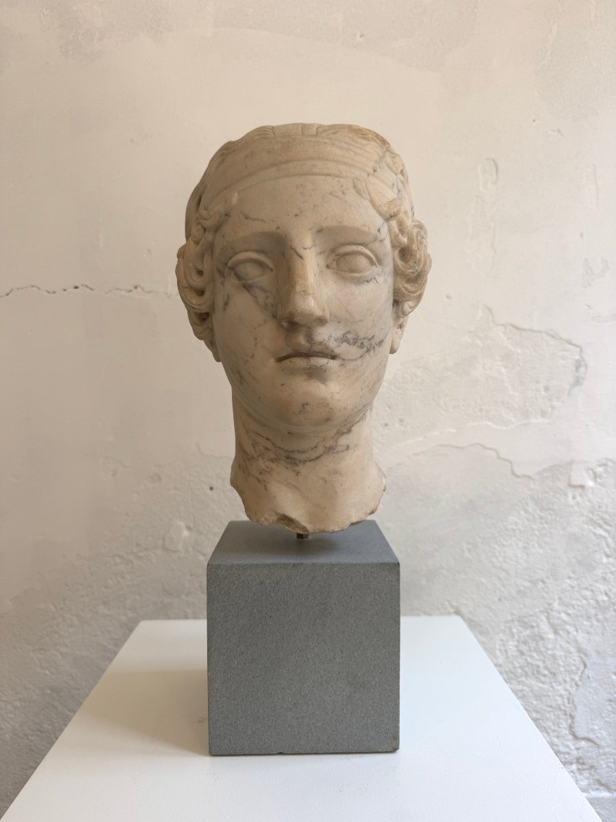 Sculpture en marbre représentant la tête d'une jeune femme - seconde moitié du XIXe siècle-photo-3