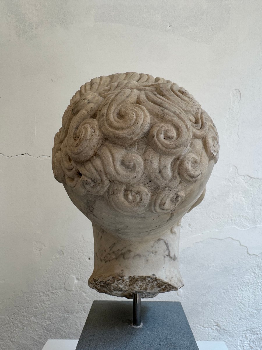 Sculpture en marbre représentant la tête d'une jeune femme - seconde moitié du XIXe siècle-photo-8