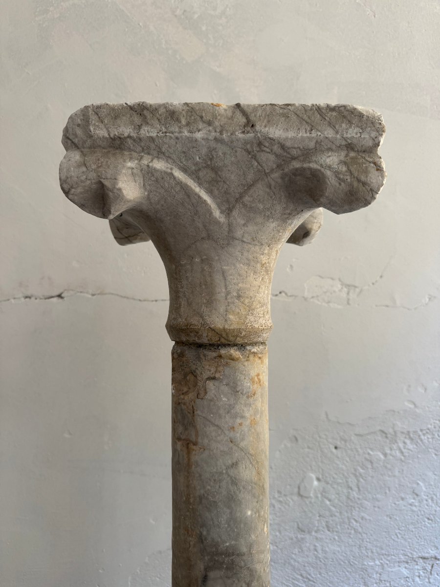 Marble Column - 15th Century. Italy -photo-1
