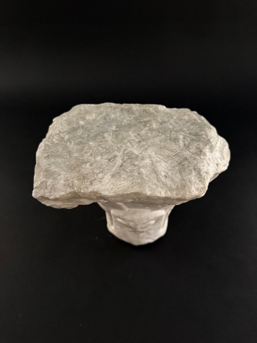 Fragment de chapiteau roman en marbre - XIIe siècle. Italie-photo-4
