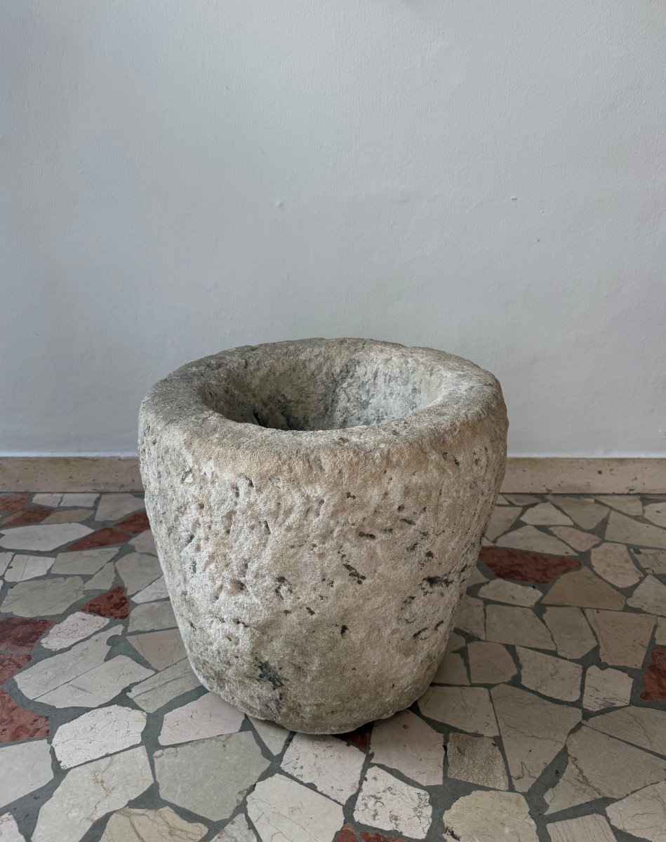 Large Stone Mortar—17th Century. Italy -photo-2