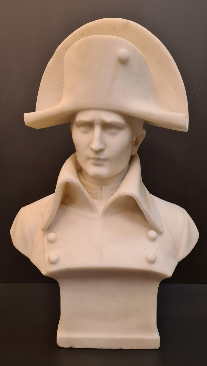 Napoléon Bonaparte Empereur de France buste marbre monobloc-photo-2
