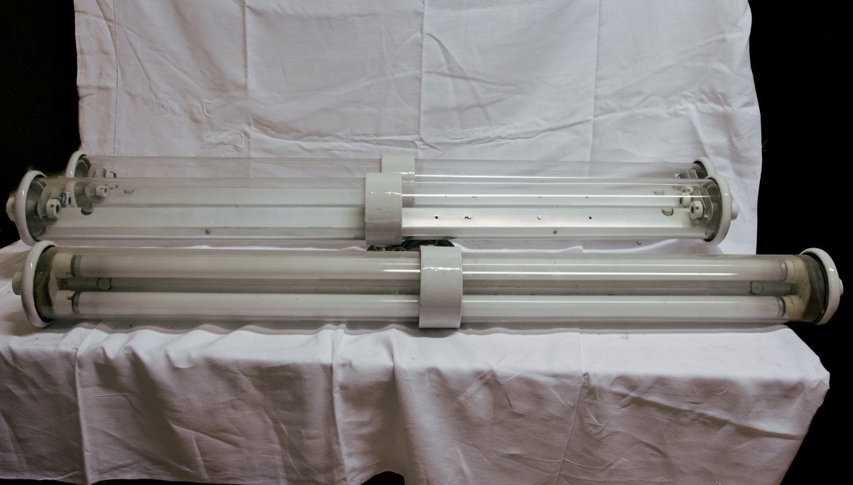Set Of 3 Enameled Cast Iron Barber Neon Lights-photo-2