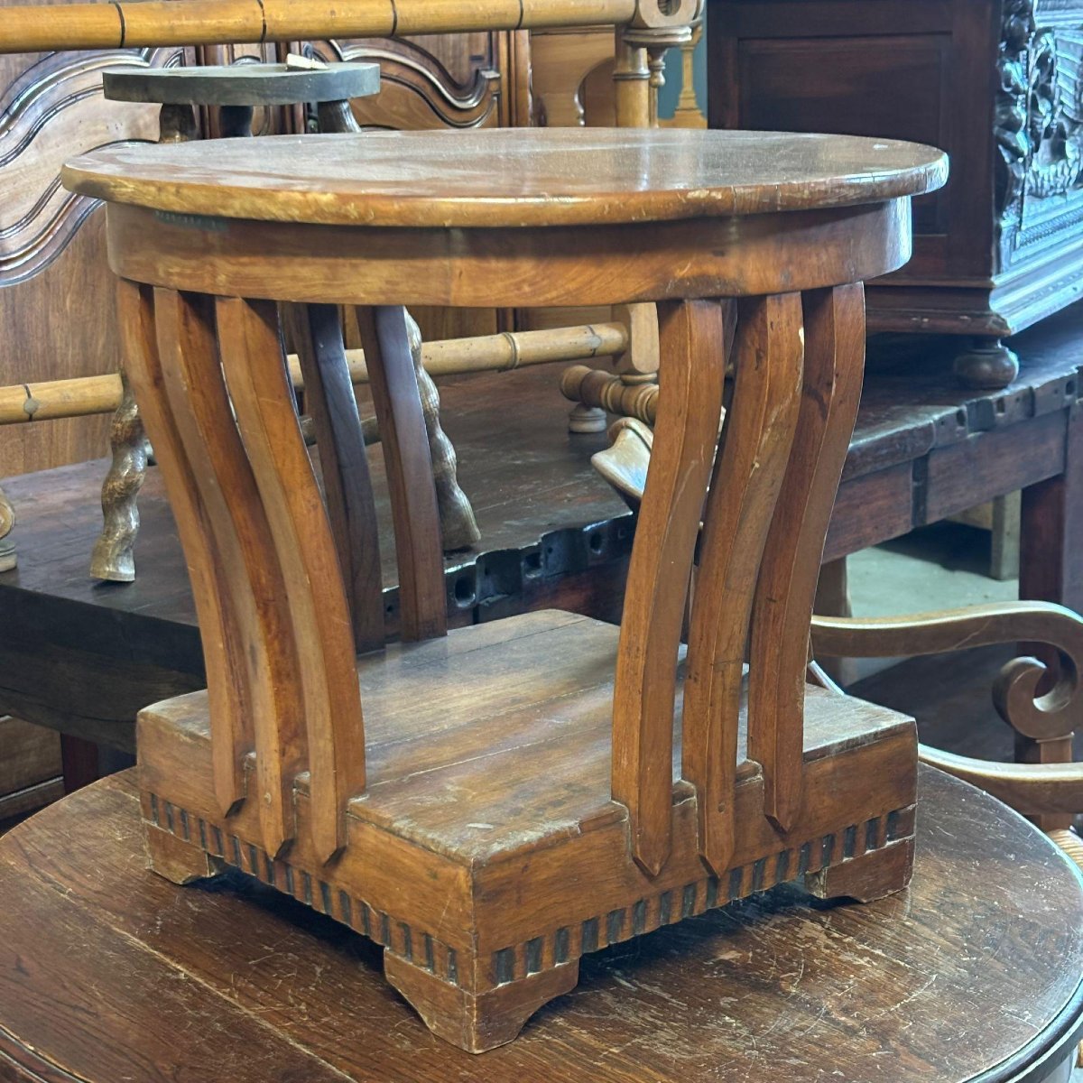 Low Art Deco Pedestal Table-photo-2