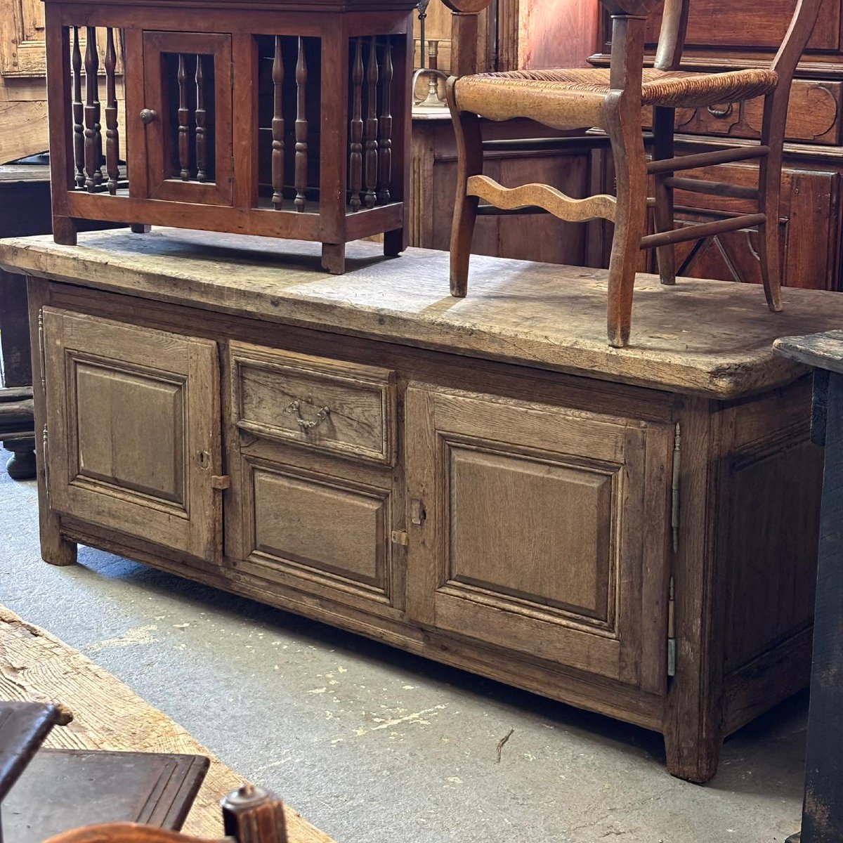 Shop Counter-photo-2