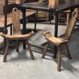 paire de chaises tripode espagnole