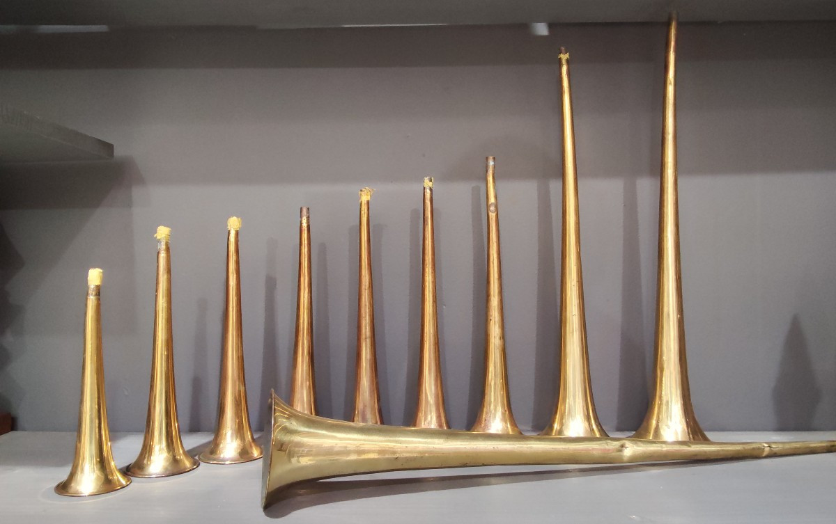 Set Of 10 Barrel Organ Or Barrel Trumpets 