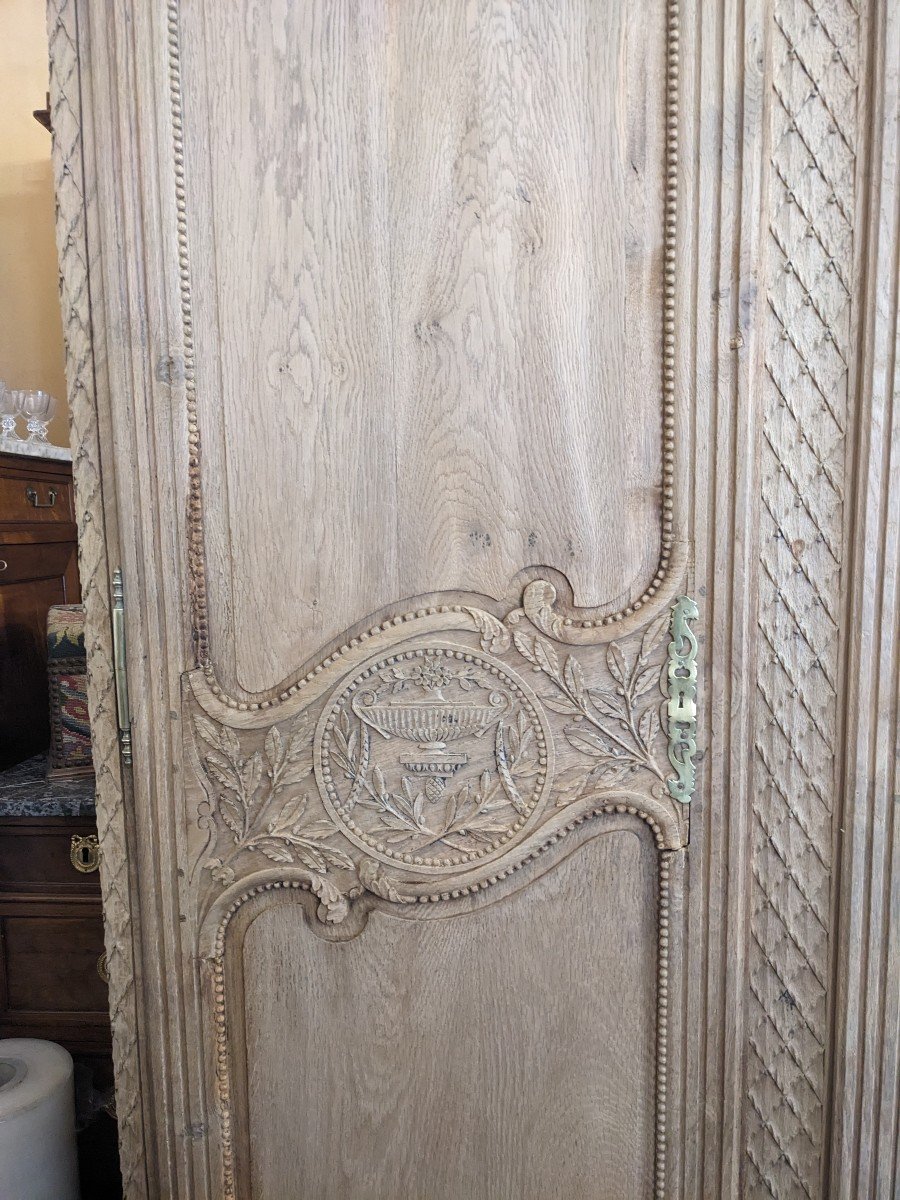 Norman Wardrobe Called "wedding" From Dieppe In Dewaxed And Thinned Oak 19th Century.-photo-4