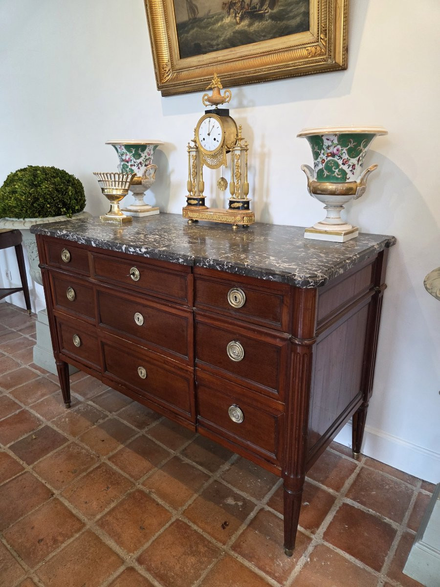 Commode d'époque Louis XVI en acajou XVIIIème .-photo-3
