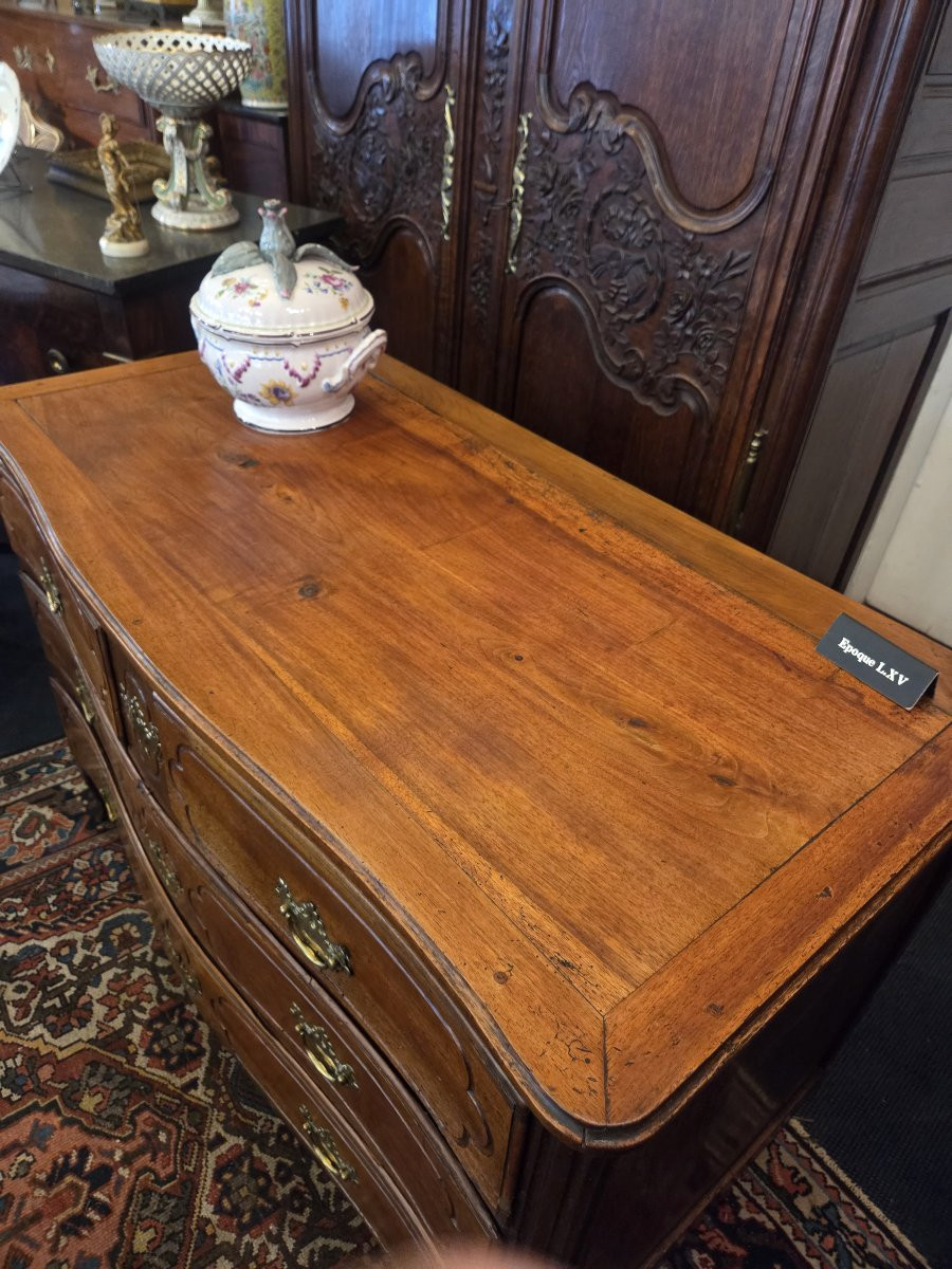 Louis XV Period Chest Of Drawers With Curved Front In Solid Walnut.-photo-2