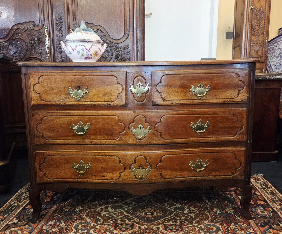 Louis XV Period Chest Of Drawers With Curved Front In Solid Walnut.