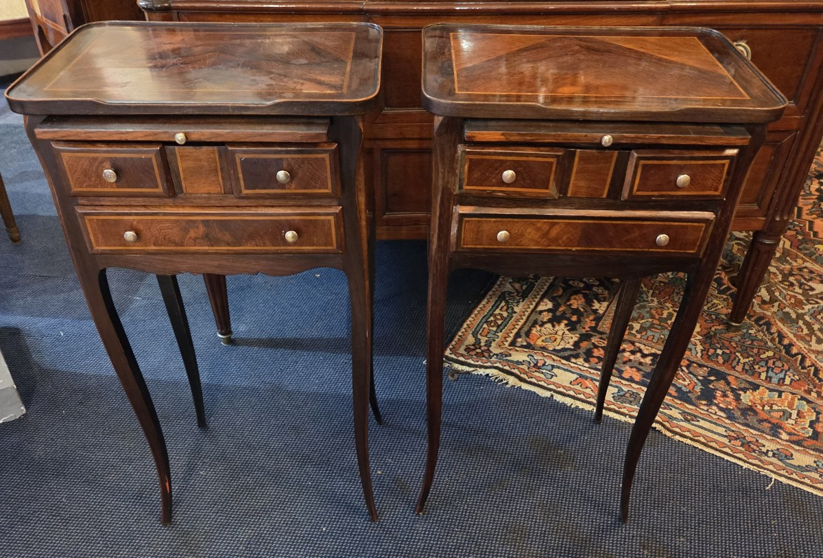 Pair Of Louis XV Style Bedside Tables In Veneered Wood, Early 20th Century