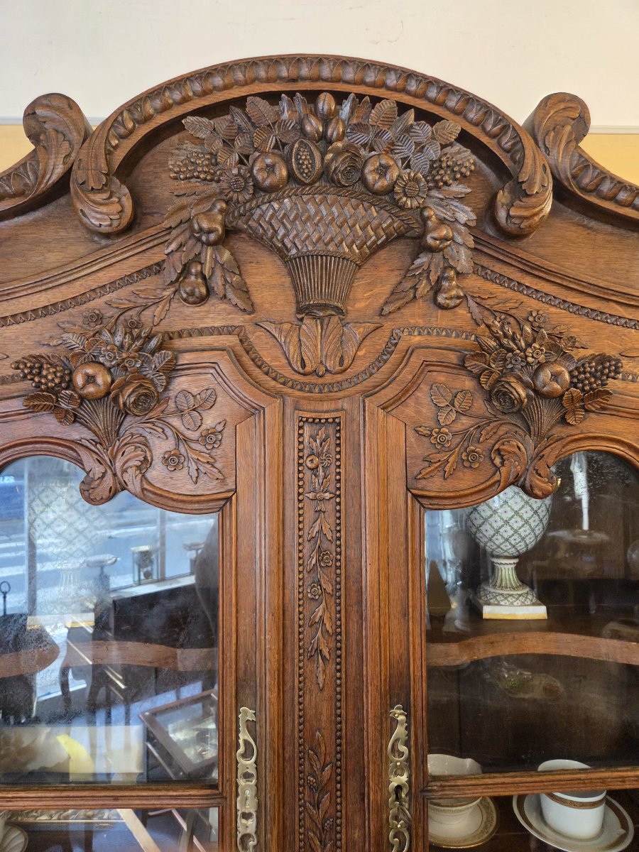 19th-century Two-section Normandy-cauchois Sideboard In Carved Oak-photo-2