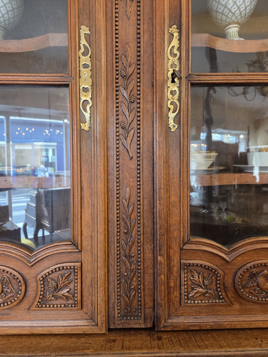 19th-century Two-section Normandy-cauchois Sideboard In Carved Oak-photo-1