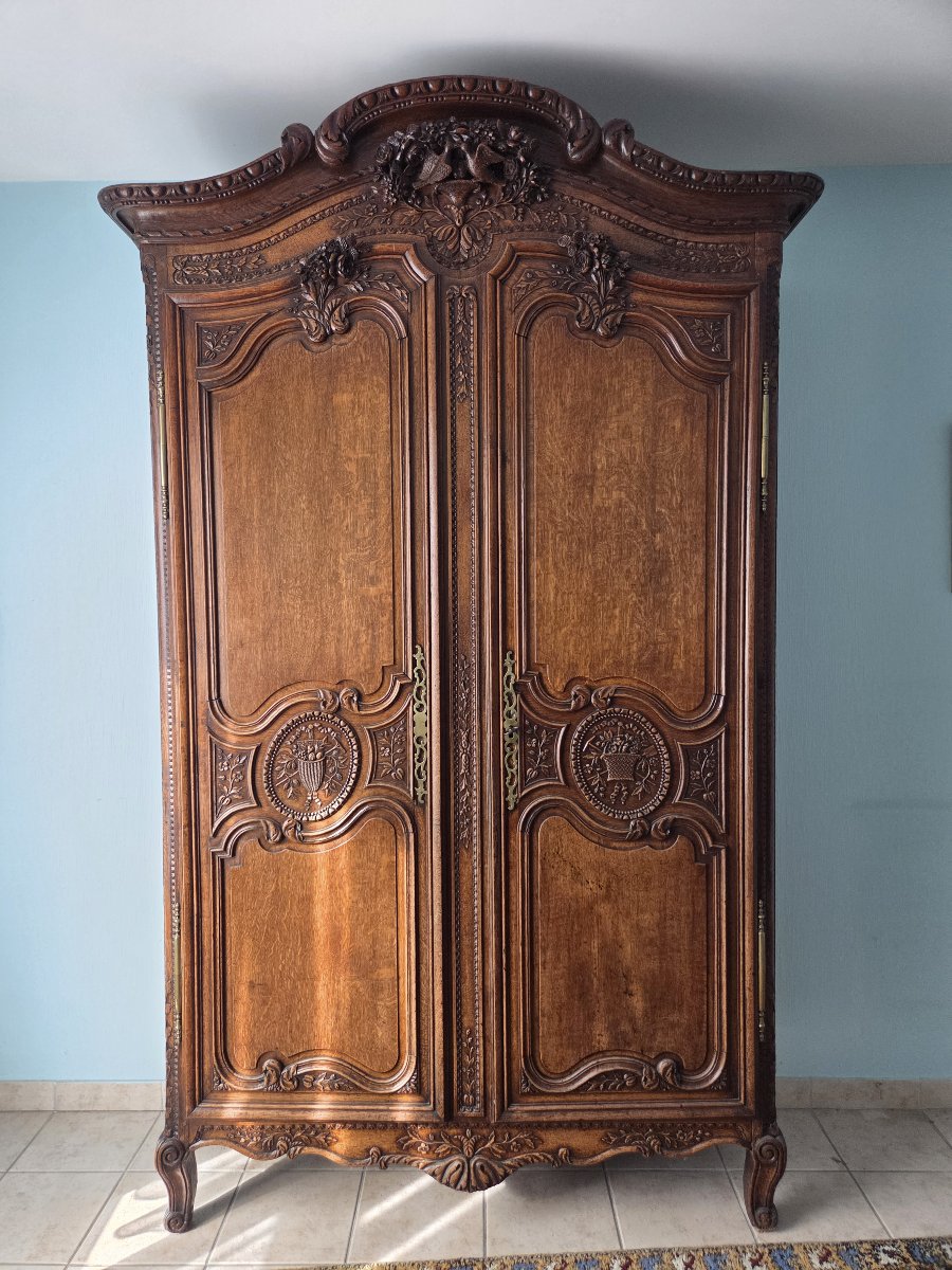 Armoire normande dite "de mariage" du Pays de Caux en chêne XIXème .
