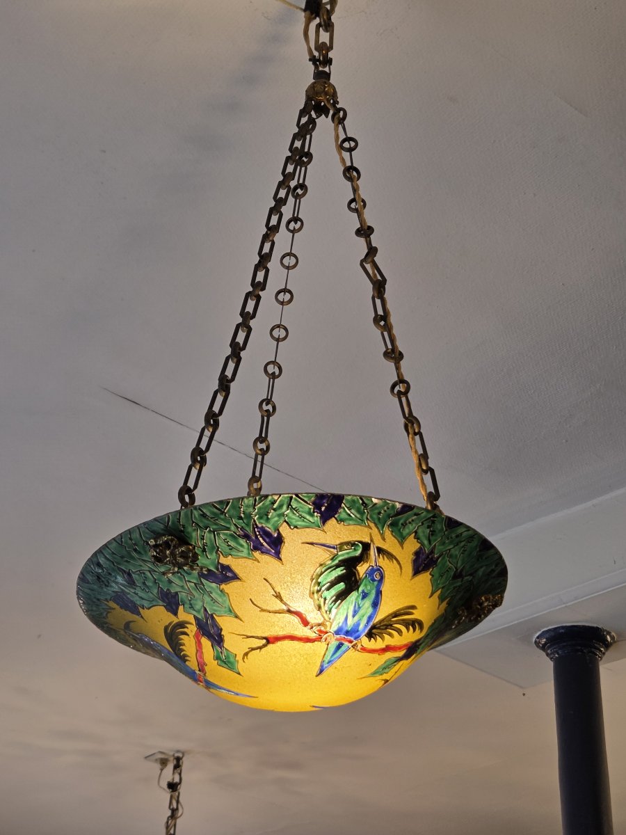 Suspension d'époque Art Déco signée Leune en verre émaillé et givré à décor d'oiseaux-photo-1