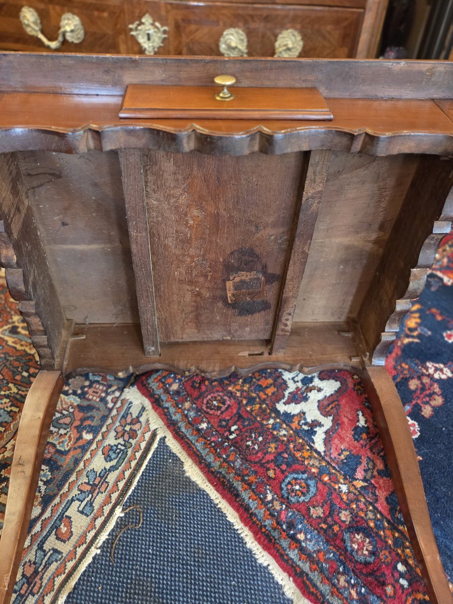 Petite table à écrire d'époque Louis XV en merisier .-photo-3