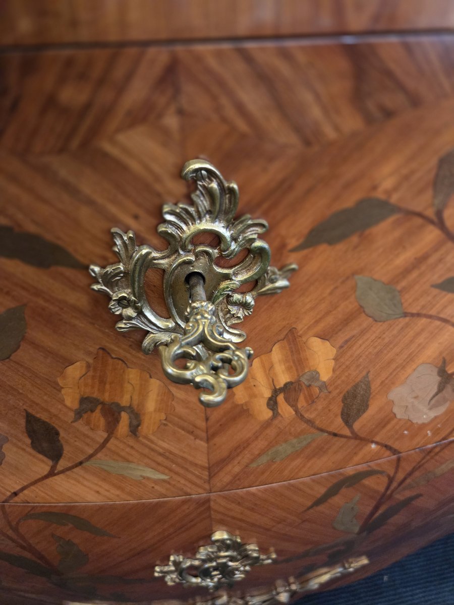 Large, High-sided Chest Of Drawers With Floral Marquetry In The Louis XV Style.-photo-2