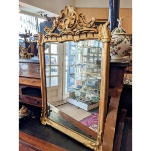 Louis XV Style Mirror In Golden Wood (83 X 53 Cm).