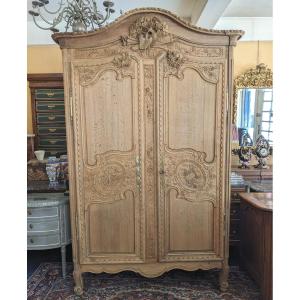 Norman Wardrobe Called "wedding" From The Pays De Caux In Thinned Oak 19th Century.