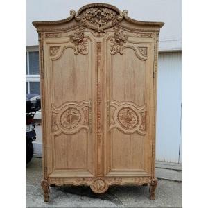 Norman Wardrobe Called "wedding" From The Pays De Caux In Oak, 19th Century.