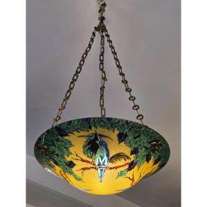 Suspension d'époque Art Déco signée Leune en verre émaillé et givré à décor d'oiseaux