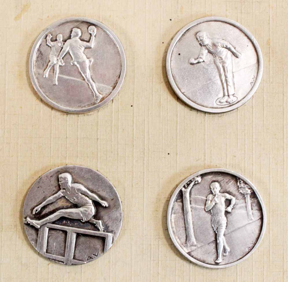34 Sports Badges Circa 1930 / Pins-photo-2
