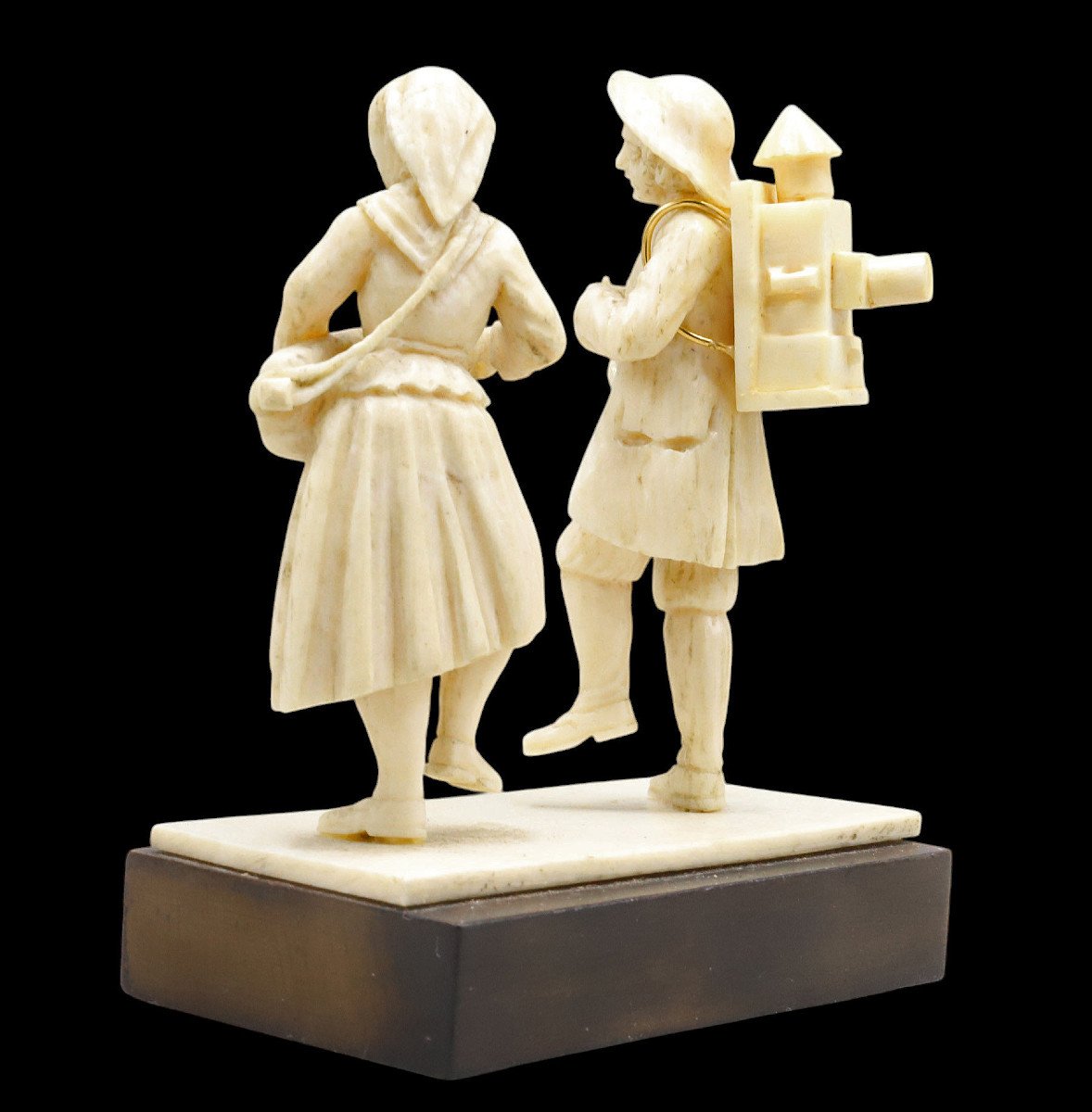 Couple Of Ivory Lanternists / Magic Lantern-photo-2