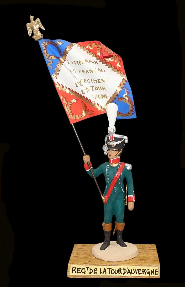 Figurine porte-drapeau 1960 par Guy RENAUD.-photo-2