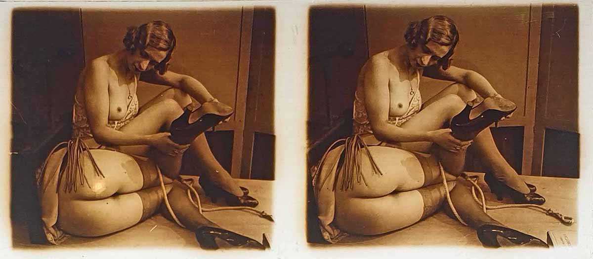 PHOTO STÉRÉO ÉROTIQUE DE NU FÉMININ vers 1900 - 1920. -photo-2