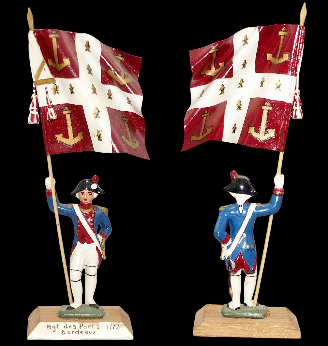 Figurines Max DESCAVES vers 1955 - Porte drapeaux-photo-1