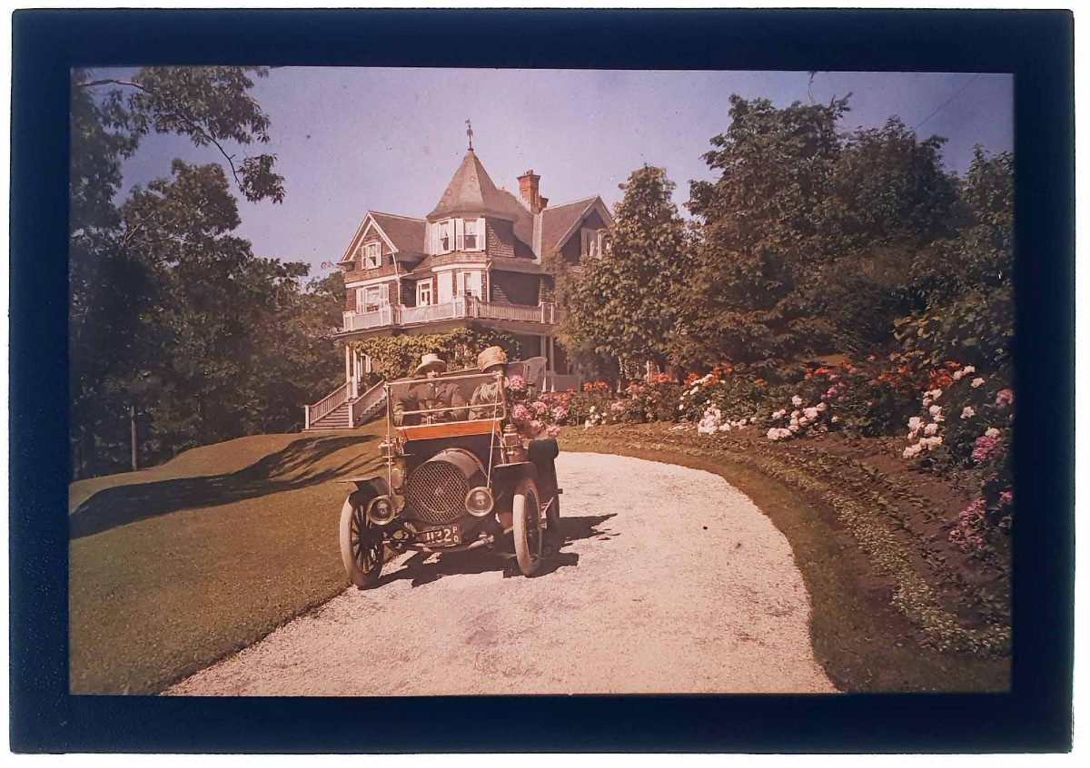 AUTOCHROME VOITURE 1900