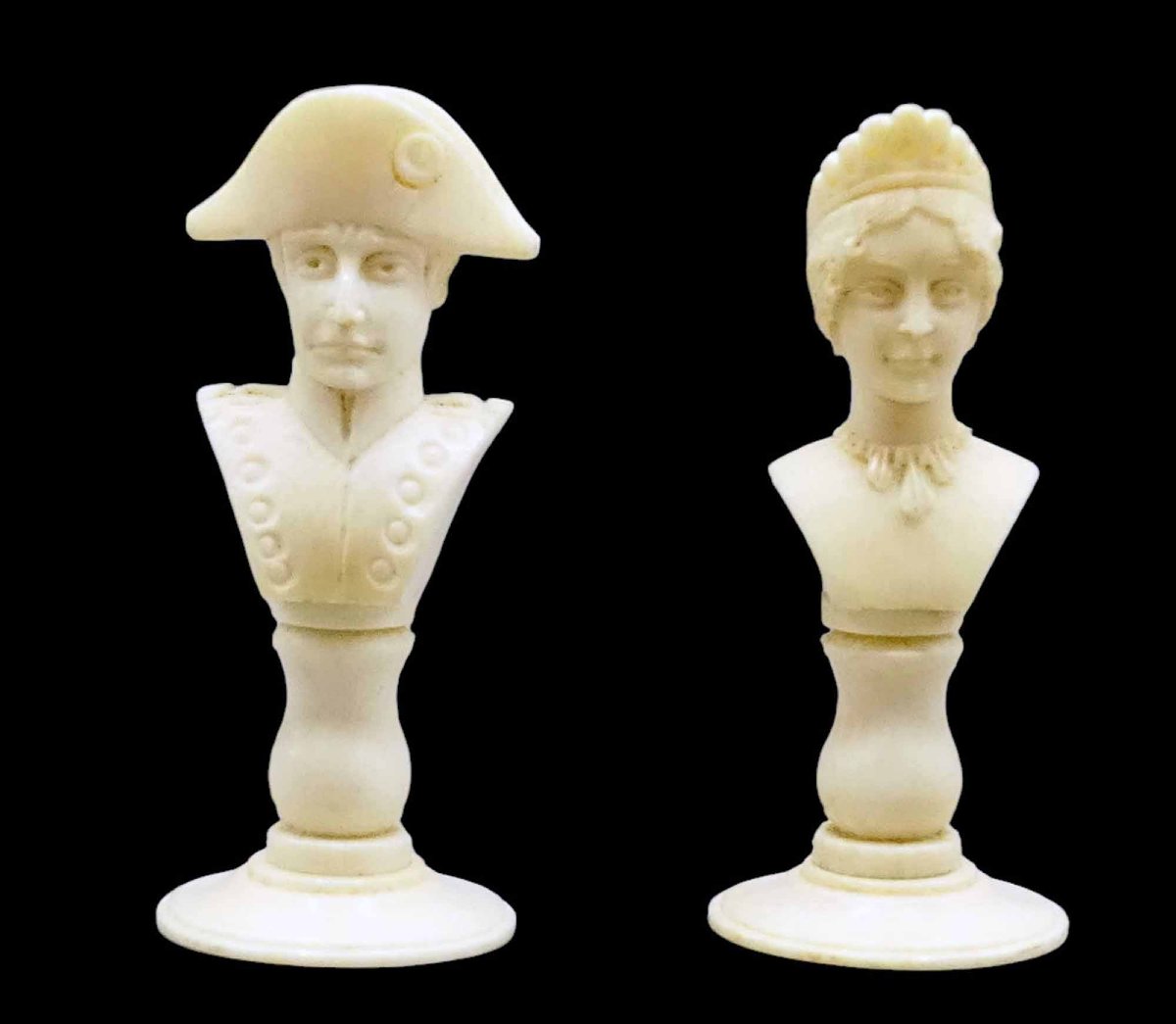 19th-century Napoleon Chess Set -photo-1