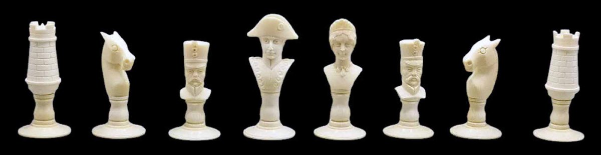19th-century Napoleon Chess Set -photo-2