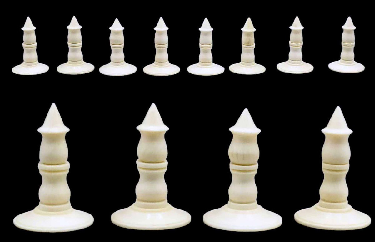19th-century Napoleon Chess Set -photo-7