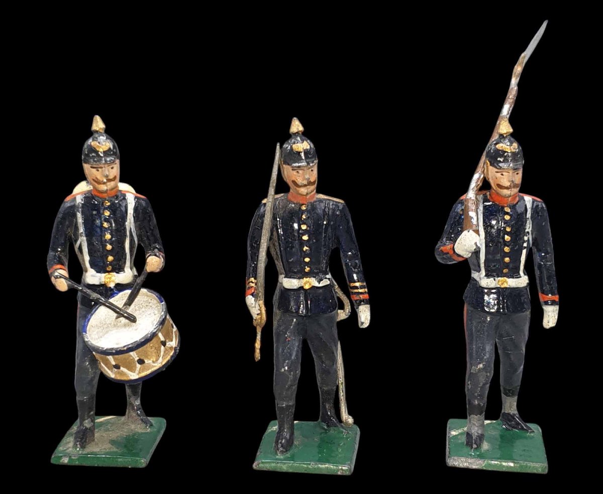 Cbg 3 Pointed Helmets, Circa 1930 / Original Paint