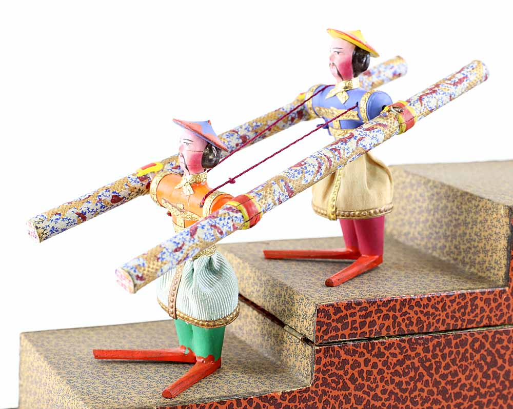 Toy At Mercure Acrobats 1830-photo-4