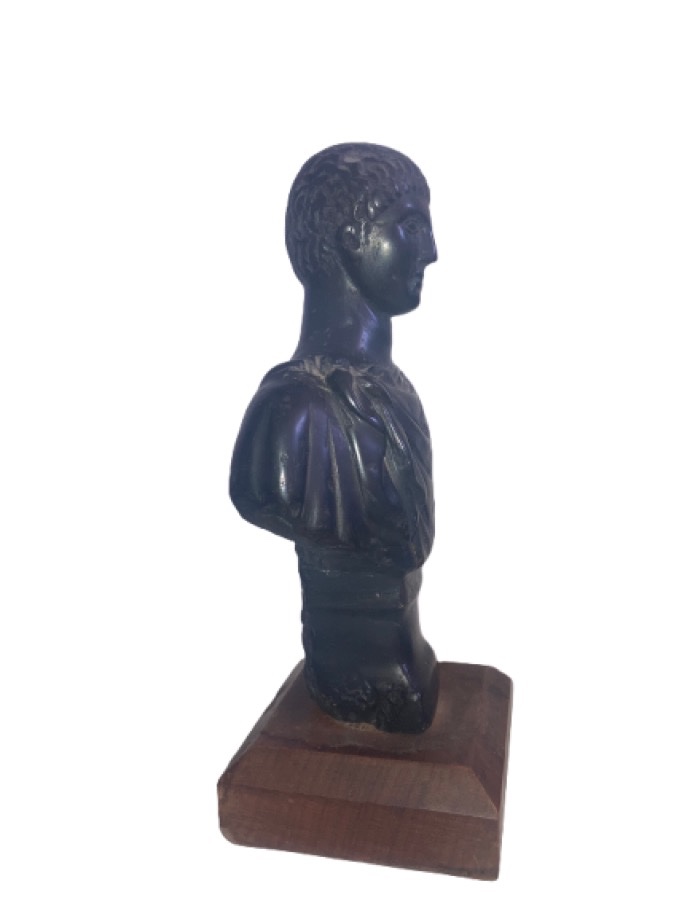 Antique Black Marble Bust Of A Roman Empereur -photo-3