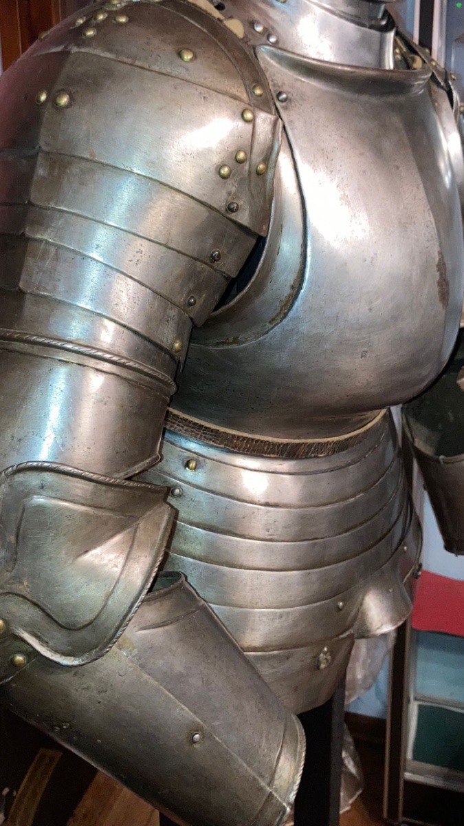 A Mid Suit Armor Circa 1520 With A Splendid Globose Breastplate 