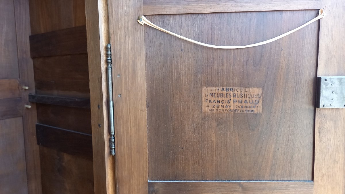 Grande Armoire Louis XIII de mariage en noyer clair-photo-3