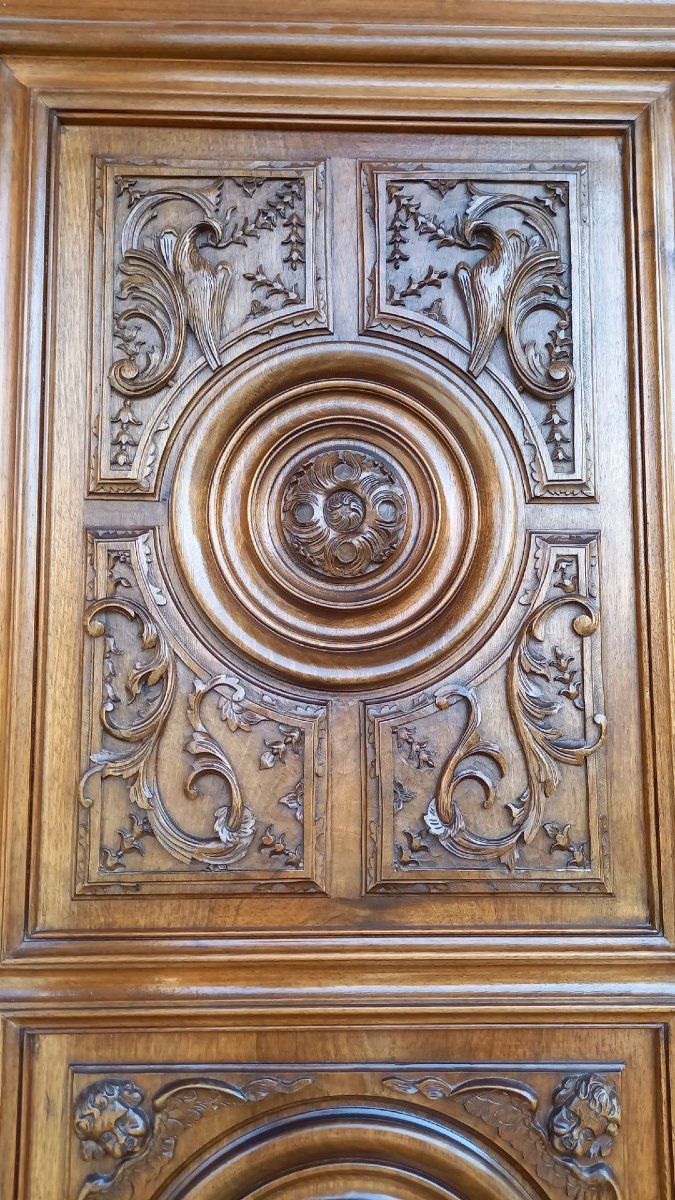Grande Armoire Louis XIII de mariage en noyer clair-photo-1