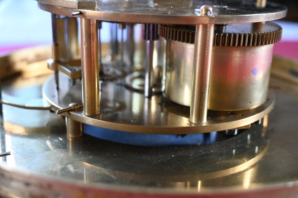 Nemean Lion Wall Clock, Gilt Bronze, Louis XVI Style, Late 19th Century. -photo-2