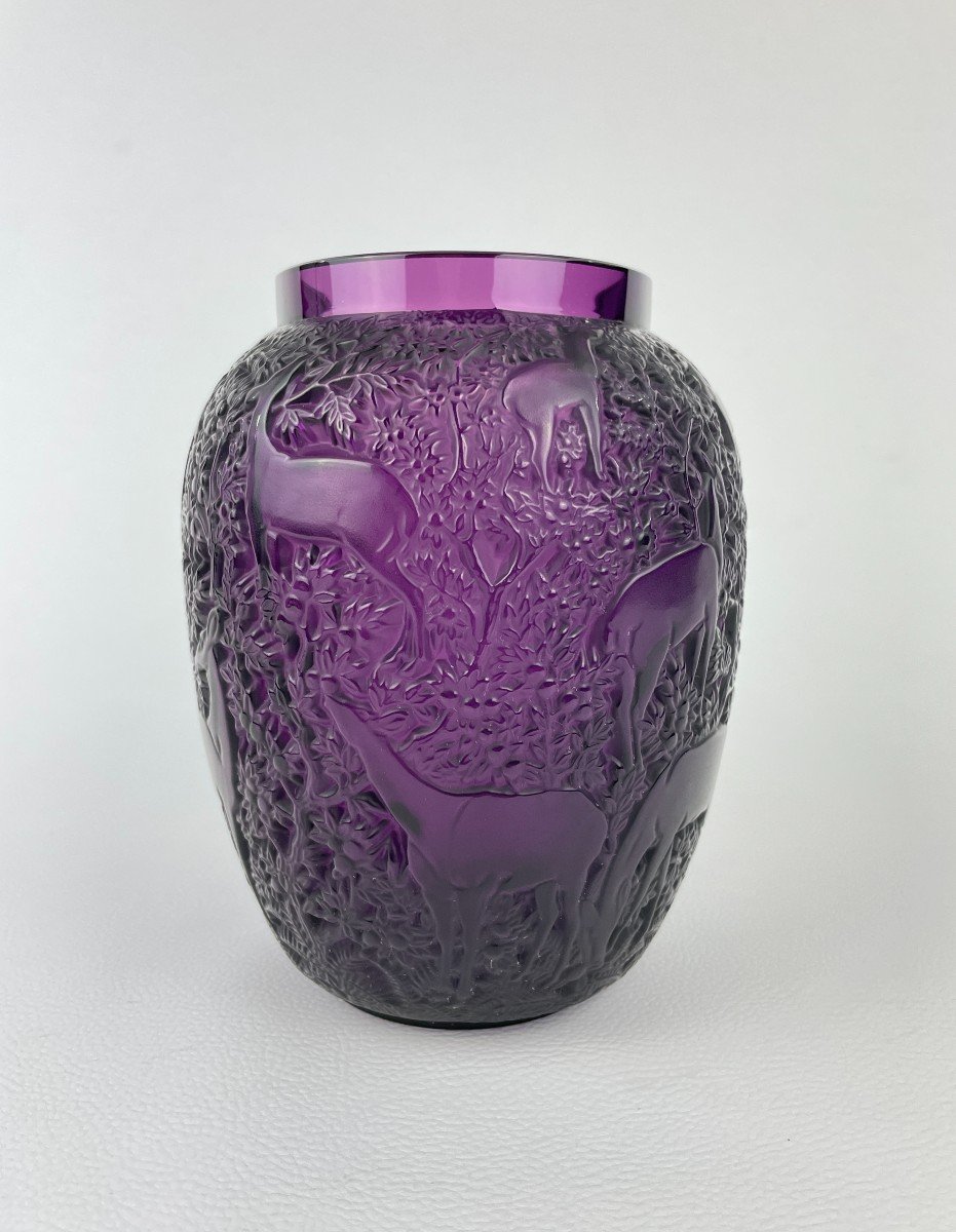 Vase « Biches » En Cristal Par Lalique – Violet